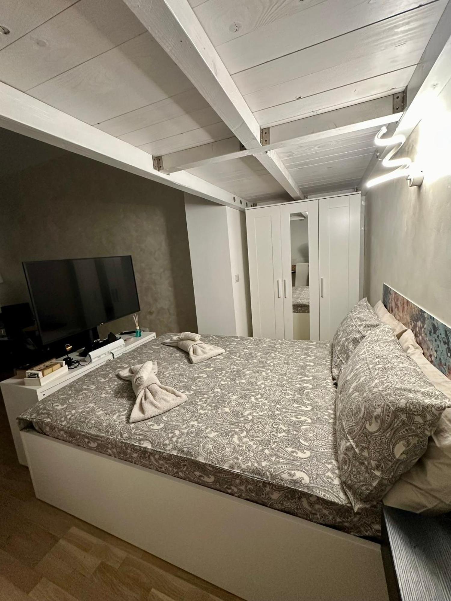 Apartment Il Rifugio Dei Santi Centralissimo Parking Free Genua